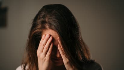 Beware! Do you take painkillers for headaches? Know how much you are harming yourself