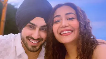 Rohanpreet Singh breaks silence on Neha Kakkar divorce rumours: "Logon ka kaam hai..."
