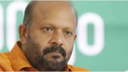 പൂരം കലക്കിയതിന് പിന്നിൽ ഗൂഢാലോചന; തൃശൂർ പൂരം എൻഡിഎ രാഷ്ട്രീയ കരുവാക്കിയെന്ന് വി.എസ് സുനിൽ കുമാർ