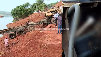 Karnataka landslide: Arjun's lorry brought ashore, brother identifies his belongings