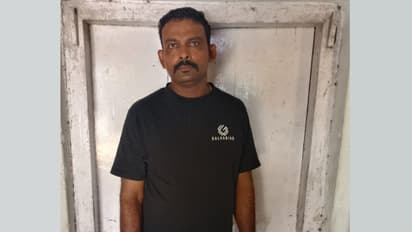 ബൈക്കിന് സൈഡ് കൊടുത്തില്ലെന്ന് ആരോപണം, കാര് തടഞ്ഞ് റിട്ട. പ്രൊഫസറുടെ മൂക്ക് ഇടിച്ചു തകര്ത്തു; അറസ്റ്റ്