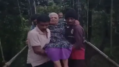 Chikkamagaluru: Villagers carry elderly woman 3 km to hospital, highlight inadequate facilities