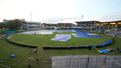 കാണ്പൂര് ടെസ്റ്റിന്റെ ഒന്നാം ദിനം മഴ കളിച്ചു! ബംഗ്ലാദേശിന് മൂന്ന് വിക്കറ്റ് നഷ്ടം, ആകാശിന് രണ്ട് വിക്കറ്റ്