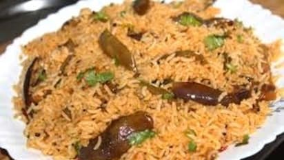 கத்தரிக்காய் சாதம் சாப்பிடு இருக்கீங்களா? ட்ரை பண்ணி பாருங்க.. ரெசிபி இதோ!