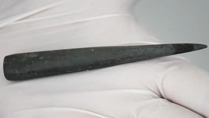 SHOCKING! Oldest eyeliner unearthed in ancient Turkish city ruins; tip still black from last use 8,200 yrs ago