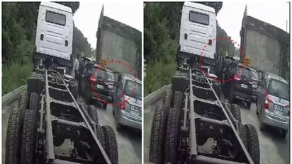 2.5 കിലോ സ്വർണം കവർന്ന മുഖ്യപ്രതി ഉപയോഗിച്ചത് മുൻ ഡിവൈഎഫ്ഐ നേതാവിന്റെ കാർ, അന്വേഷണം