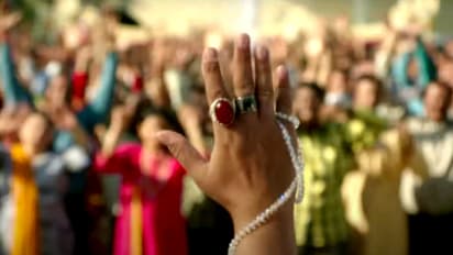 റിലീസിന് ഒരു മാസം; 200 കോടി ഇപ്പോഴേ നേടി ആ ചിത്രം! ബോക്സ് ഓഫീസ് ദുരന്തത്തിന്‍റെ ക്ഷീണം മാറ്റാന്‍ ആ നായകന്‍