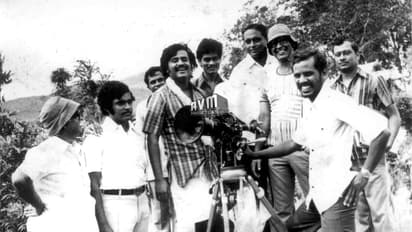 தன் வளர்ச்சியில் துணை நின்ற ஜாம்பவான்கள்.. நேரில் சென்று நலம் விசாரித்த ரஜினிகாந்த் - வைரல் பிக்ஸ்!