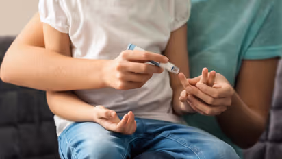 കുട്ടികളിലെ പ്രമേഹം; അറിഞ്ഞിരിക്കേണ്ട ലക്ഷണങ്ങളും ശ്രദ്ധിക്കേണ്ട കാര്യങ്ങളും