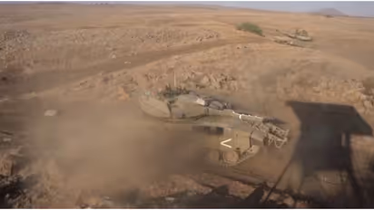 ലെബനോനിൽ കരയുദ്ധം; ഹിസ്ബുല്ലയുമായി നേർക്കുനേർ ഏറ്റുമുട്ടൽ, ഒരു ഇസ്രായേലി സൈനികൻ കൊല്ലപ്പെട്ടു