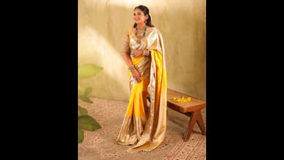 மங்களகரமா மஞ்சள்ல ஆரம்பித்த அனிதா விஜயகுமார்! கண்ணைகவரும் நவராத்திரி கிளிக்ஸ் இதோ