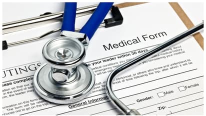 അവധിക്ക് വേണ്ടി, അമ്മ മരിച്ചെന്ന് 'വ്യാജ മെഡിക്കൽ സർട്ടിഫിക്കറ്റ്';  യുവതിക്ക് കിട്ടിയത് എട്ടിന്‍റെ പണി