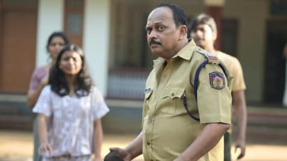 'സബ് ഇന്‍സ്‍പെക്ടറുടെ തൊപ്പി'; ഡിക്‌സൺ പൊടുത്താസ് നായകൻ