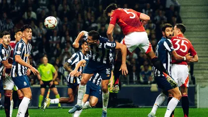 Europa League 2024-25: Manchester United rescue a point in Porto, Tottenham beat Ferencvaros