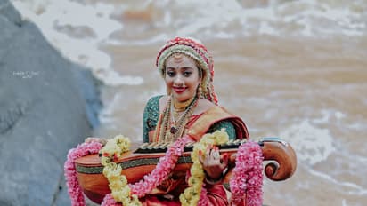 Navaratri 2024: ಶ್ರೀ ಶಾರದಾ ಮಾತೆಯಾಗಿ ಡಾ. ನಿರುಪಮಾ ರೈ, ಸುಂದರ ಫೋಟೊಗಳು ಇಲ್ಲಿವೆ