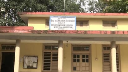 ಏರ್ ಕಂಡಿಷನ್ ರಿಪೇರಿ ಮಾಡದ ಗೊದ್ರೇಜ್ ಕಂಪನಿಗೆ ಬಿತ್ತು ದಂಡ: ಗ್ರಾಹಕನಿಗೆ ಪರಿಹಾರ ನೀಡಲು ಆದೇಶ