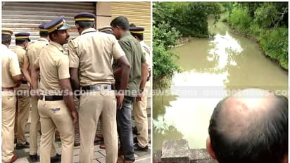 താണിക്കുടം പുഴയിൽ നിന്ന് കണ്ടെടുത്തത് 9 എടിഎം ട്രേകൾ, ചാക്കിൽ കെട്ടിയ നിലയിൽ ഗ്യാസ് കട്ടറുകളും, തെളിവെടുപ്പ്