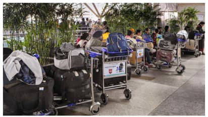 ചില യാത്രക്കാരെ എയർപോർട്ടിൽ തടഞ്ഞു, ടിക്കറ്റുകൾ റദ്ദാക്കി; ഇന്ത്യക്കാരേ ശ്രദ്ധിക്കൂ, മറക്കരുത് എമിറേറ്റ്സ് ഐഡി