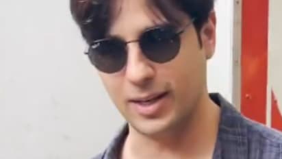 സിദ്ധാര്ഥ് മല്ഹോത്ര സ്റ്റൈലിഷ് ലുക്കില്, വീഡിയോ ഹിറ്റ്