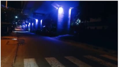 ബേക്കറി ജംഗ്ഷന് ഇനി രാത്രിയിൽ വർണത്തിളക്കം; ഇവിടെ ഒതുങ്ങില്ല, സംസ്ഥാനത്ത് വ്യാപകമായി നടപ്പാക്കുമെന്ന് മന്ത്രി