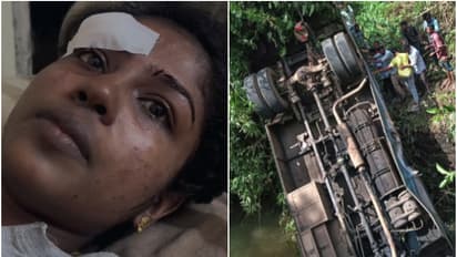 'വാഹനത്തിന് സൈഡ് കൊടുത്തതല്ല, കലുങ്കിൽ ഇടിച്ചു മറിയുകയായിരുന്നു'; അപകടത്തിൽ പരിക്കേറ്റ യാത്രക്കാരി