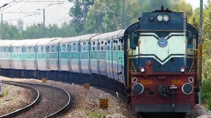 தீபாவளி ஸ்பெஷல்: சென்னை - கோவை இடையே சிறப்பு ரயில் - தெற்கு ரயில்வே அறிவிப்பு