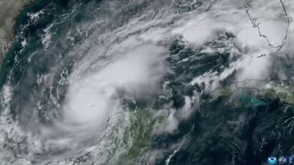 'മിൽട്ടൺ' ചുഴലിക്കാറ്റ് ശക്തി പ്രാപിക്കുന്നു; കാറ്റഗറി 5 ശക്തിയിൽ നിലംതൊട്ടേക്കും, ഫ്ലോറിഡയിൽ അടിയന്തരാവസ്ഥ