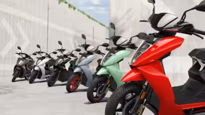ഈ സ്കൂട്ടറുകൾ വാങ്ങിയവർക്ക് പണം തിരിച്ചുകിട്ടും, റീഫണ്ട് സ്കീം ഏപ്രിൽ വരെ, തിരികെ കിട്ടുന്നത് ചാർജ്ജർ വില