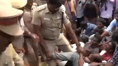 Clashes erupt between TN police, Samsung workers amid protests for union recognition and higher wages (WATCH)