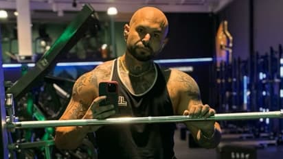 15 മണിക്കൂർ ജിമ്മിലെ ഷവർ റൂമിൽ വെള്ളത്തിൽ, 33കാരനായ ബോഡിബിൽഡറുടെ മരണത്തിൽ അന്വേഷണം