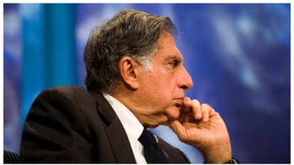 നാല് പ്രണയം ഉണ്ടായിരുന്ന, മൃഗസ്നേഹിയായിരുന്ന, യുദ്ധവിമാനം പറത്തിയ രത്തന്‍ ടാറ്റ 