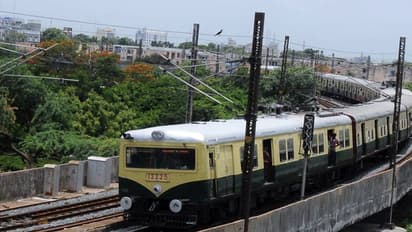 ಮೂರು ಗಂಟೆ ತಡವಾಗಿ ಬಂದ ರೈಲು, ಕೊನೆಗೂ ಸಿಕ್ತು ನ್ಯಾಯ!