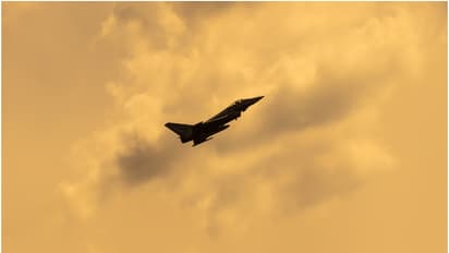 പരിശീലനത്തിനിടെ യുദ്ധവിമാനം തകര്‍ന്ന് കുവൈത്തിൽ പൈലറ്റ് മരിച്ചു