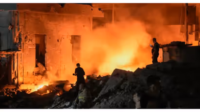 ബെയ്റൂട്ടിൽ ഇസ്രയേൽ വ്യോമാക്രമണം, എട്ട് നില കെട്ടിടം തകർന്നു, 3 സ്ഫോടനങ്ങൾ നടന്നതായി റിപ്പോർട്ട് 