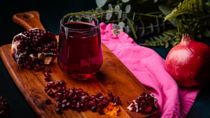 മാതള നാരങ്ങാ ജ്യൂസ് ഡയറ്റില്‍ ഉള്‍പ്പെടുത്തൂ; അറിയാം ഗുണങ്ങള്‍