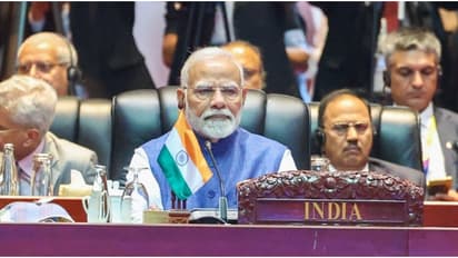 'ഞാൻ വരുന്നത് ബുദ്ധന്റെ നാട്ടിൽ നിന്ന്, യുദ്ധം ഒന്നിനും പരിഹാരമല്ല': ഈസ്റ്റ് ഏഷ്യ ഉച്ചകോടിയിൽ പ്രധാനമന്ത്രി