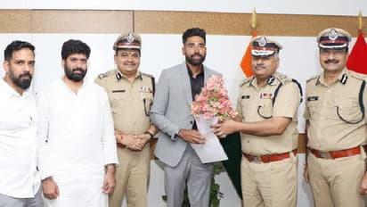 ತೆಲಂಗಾಣದ ಡಿಎಸ್‌ಪಿಯಾಗಿ ಅಧಿಕಾರ ಸ್ವೀಕರಿಸಿದ ಟೀಂ ಇಂಡಿಯಾ ವೇಗಿ ಮೊಹಮ್ಮದ್ ಸಿರಾಜ್