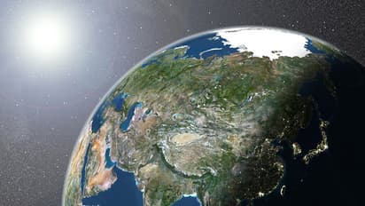 Earth's 'vital signs' reach breaking point, future of humanity precariously hanging by a thread