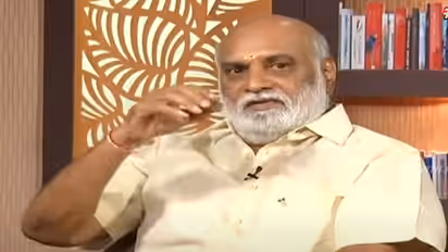 పూలు, పండ్లు వేయలేదని హీరోయిన్‌ ఫ్యాన్స్ గొడవ.. రాఘవేంద్రరావు `బీఏ` అసలైన అర్థం అదేనా, డిగ్రీ కాదు!