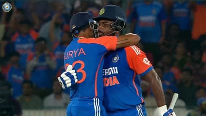 வங்கதேச புலியை வேட்டையாடிய சஞ்சு சாம்சன், சூர்யகுமார் யாதவ் – இந்தியா 297 ரன்கள் குவித்து வரலாற்று சாதனை!