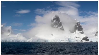 ആദിമ നാഗരികതയുടെ അവശേഷിപ്പോ അന്‍റാര്‍ട്ടിക്കയില്‍ പിരമിഡ്? 