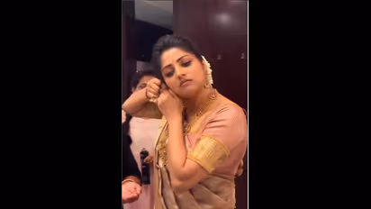 ಎರಡು ಕಣ್ಣು ಸಾಲದು ಈ ಬೊಂಬೆ ನೋಡಲು; ರೇಶ್ಮೆ ಸೀರೆಯಲ್ಲಿ ಮಿಂಚಿದ ರಚಿತಾ ರಾಮ್!