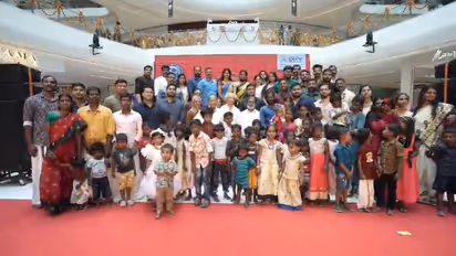 ശബരിമല വനമേഖലയിൽ നിന്ന് ലുലു മാളിലേക്ക് 30 അതിഥികളെത്തി, മധുരം പകര്ന്ന് സ്വീകരണം, ആദ്യാക്ഷരം പകർന്ന് മടക്കം