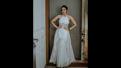 ಬ್ಯಾಕ್ ಲೆಸ್ ಗೌನಲ್ಲಿ ರಾಣಿಯಂತೆ ಮೆರಿತಿದ್ದಾರೆ ವೈಷ್ಣವಿ ಗೌಡ…ನಟಿಯ ಸೌಂದರ್ಯಕ್ಕೆ ತೆಲುಗು ವೀಕ್ಷಕರು ಕೂಡ ಫಿದಾ