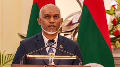 പ്രാർഥനക്ക് മാത്രം ഇടവേളയെടുത്തു, 15 മണിക്കൂർ തുടർച്ചയായി വാർത്താസമ്മേളനം നടത്തി മാലദ്വീപ് പ്രസിഡന്‍റ്