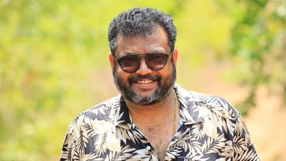 സുനീഷ് വാരനാട്: 'പൊറാട്ട് നാടകം' ഞാൻ ആദ്യം പ്ലാൻ ചെയ്തത് ഹിന്ദിയിൽ