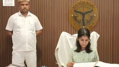 ಜಿಲ್ಲಾ ಮ್ಯಾಜಿಸ್ಟ್ರೇಟ್ ಖುರ್ಚಿಯಲ್ಲಿ ಬಾಲೆ, ಈಕೆಯ ಸಾಧನೆಗೊಂದು ಸಲಾಂ