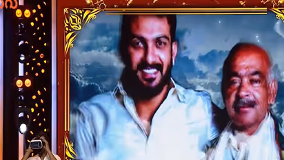 ತೆಲುಗು ಝೀ ಕುಟುಂಬಂ ವೇದಿಕೆ ನೀಡಿದ ಸ್ಪೆಷಲ್ ಗಿಫ್ಟ್ ನೋಡಿ ಕಣ್ಣೀರಿಟ್ಟ ನಮ್ಮನೆ ಯುವರಾಣಿ ನಟ ರಘು