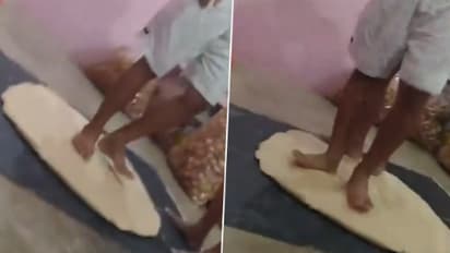 পা দিয়ে মাখা হচ্ছে ফুচকা তৈরির ময়দা! মেশানো হচ্ছে হার্পিকের মতো রাসায়নিক, ফাঁস হল ভয়ঙ্কর ভিডিও