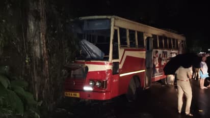 അടിമാലിയിൽ കെഎസ്ആർടിസി ബസ് അപകടത്തിൽപെട്ടു; 10 പേർക്ക് പരിക്ക്, 6 പേർ മെഡിക്കൽ കോളേജിൽ